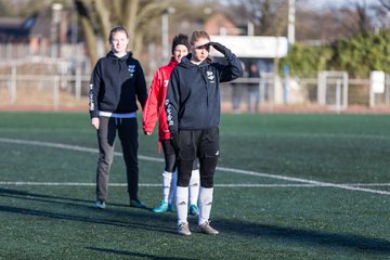 Bild 39 - Frauen SG Holstein Sued - SV Gruenweiss-Siebenbaeumen : Ergebnis: 0:2